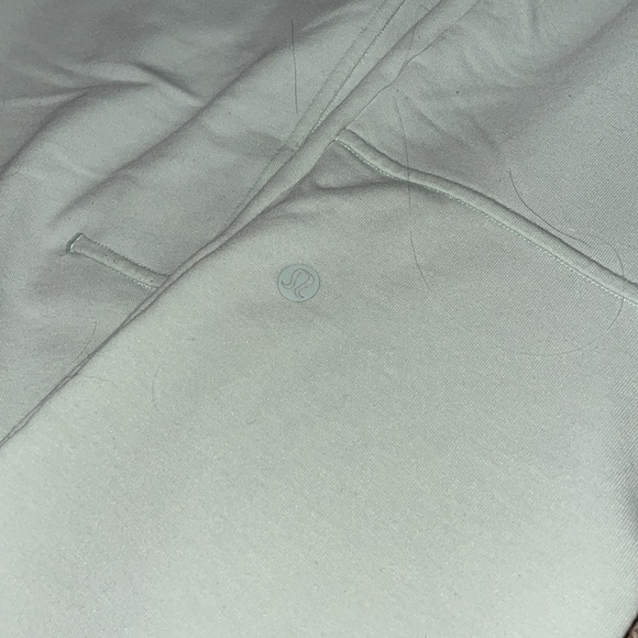 Lululemon. Men’s city sweat jogger. - Picture 2 of 5